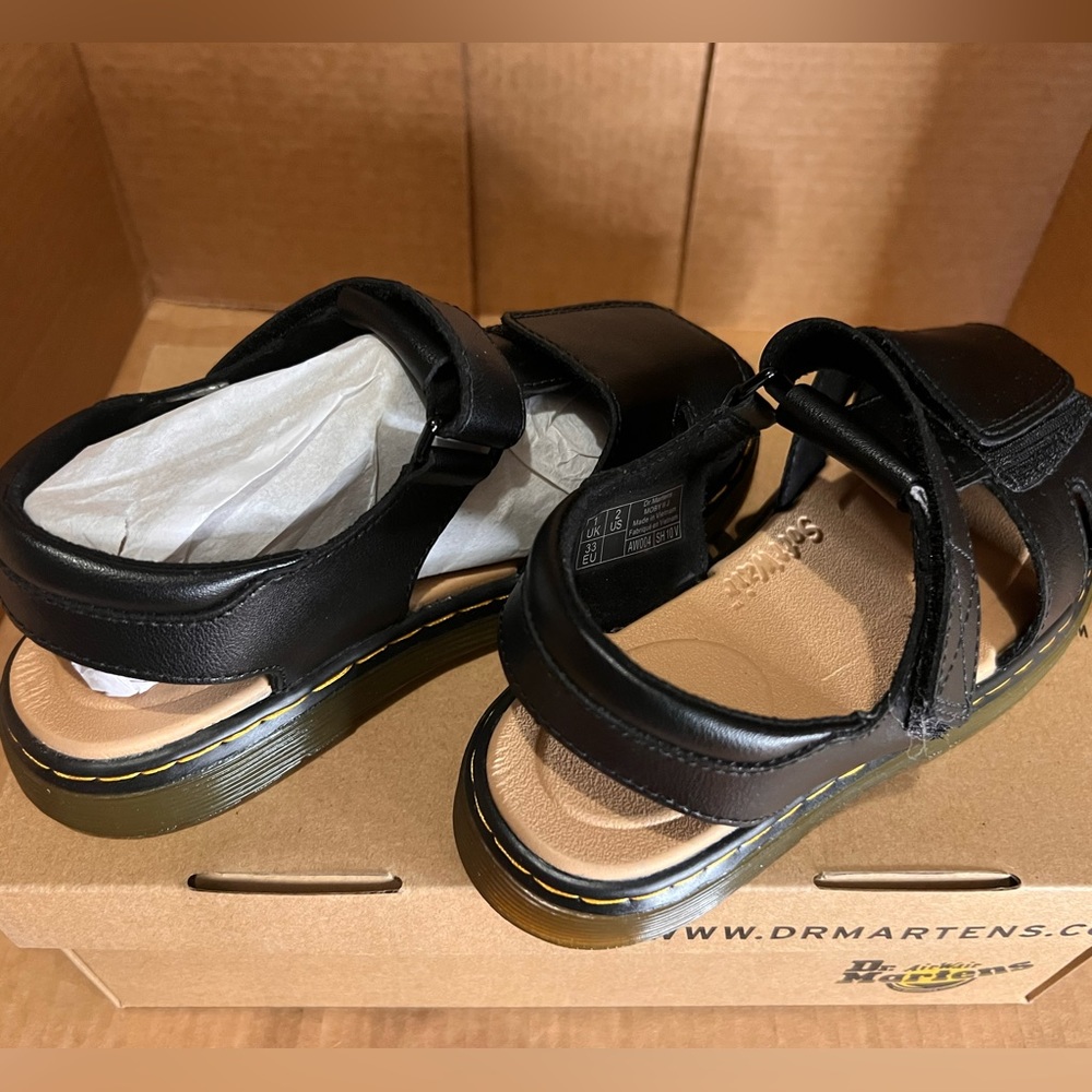 Dr. Martens Air Wave MOBY II J BLACK